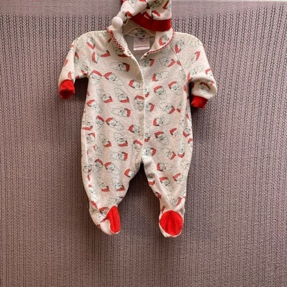 Vintage newborn Christmas holiday print two piece footsie pajamas with hat - Picture 2 of 6